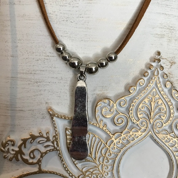 Bohemian hammered metal wrap choker necklace - Picture 5 of 5